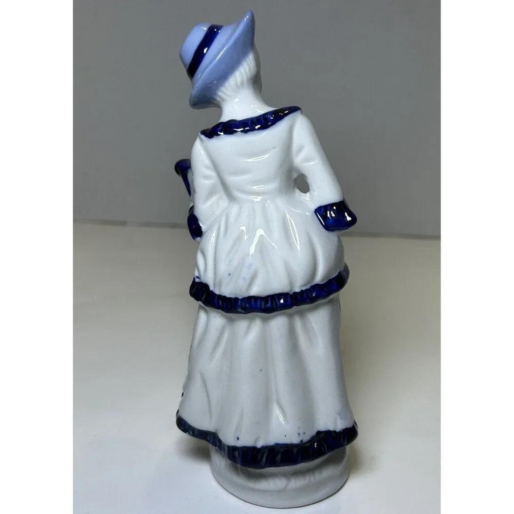 Vintage Victorian/Colonial Porcelain Women Playing Instrument Figurine